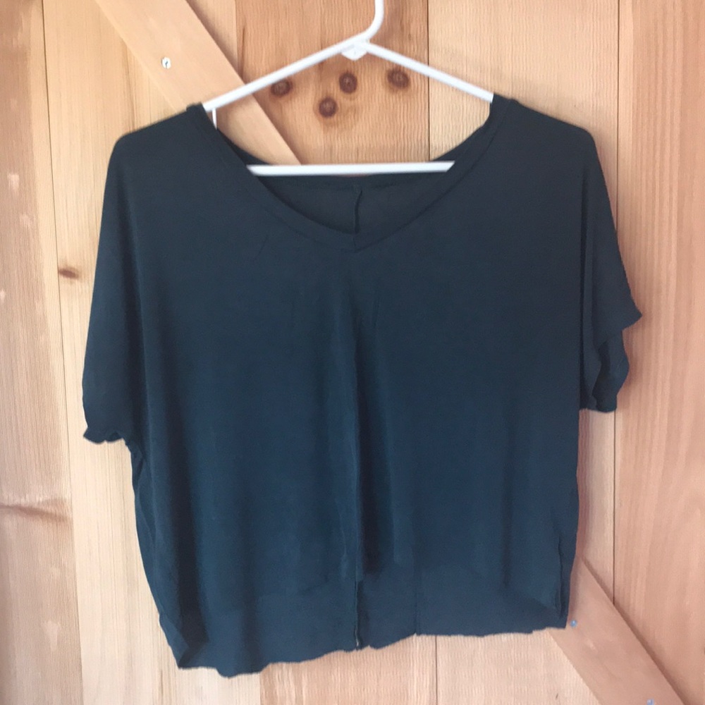 Cropped soft and sexy tee